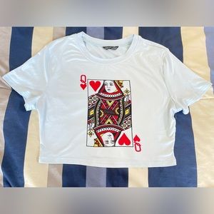 Queen Card Cropped Shirt